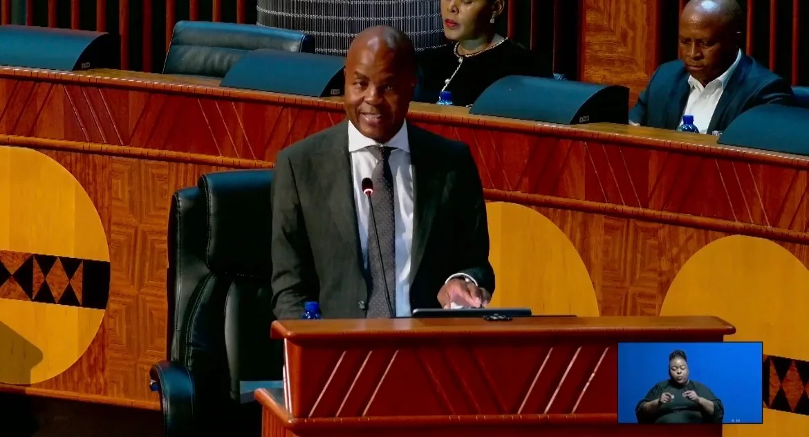 Premier Urges Fight Against Illegal Mining