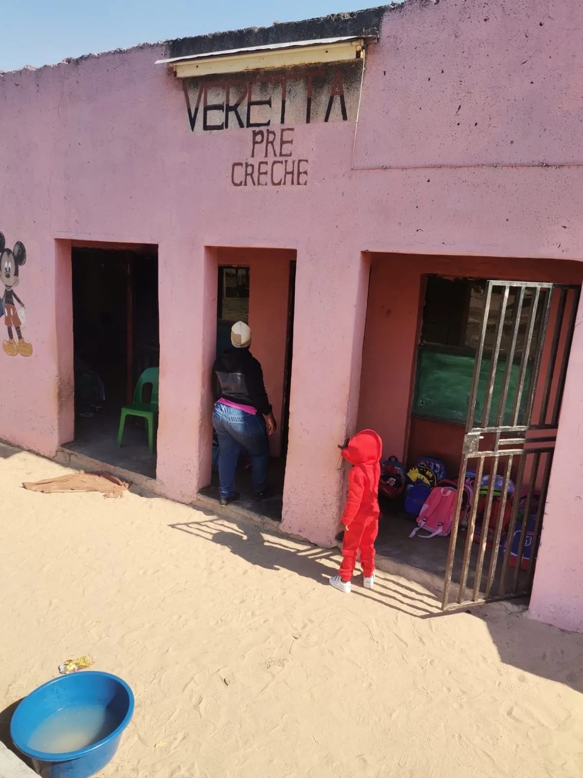 Crèche Rocked by Food and Wage Claims